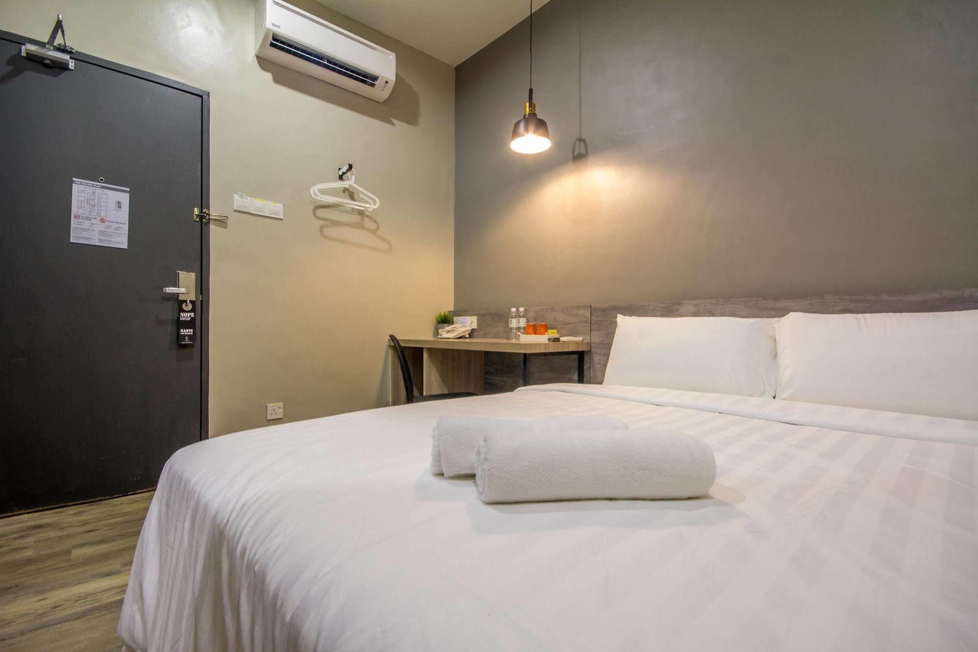 Chariton Hotel Alma Bukit Mertajam Eksteriør bilde