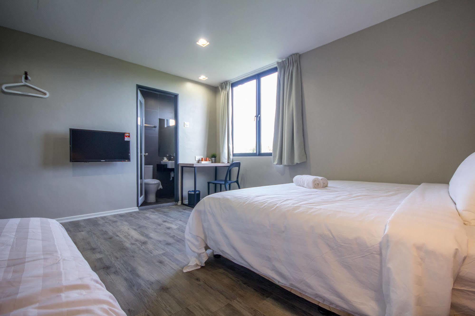 Chariton Hotel Alma Bukit Mertajam Eksteriør bilde